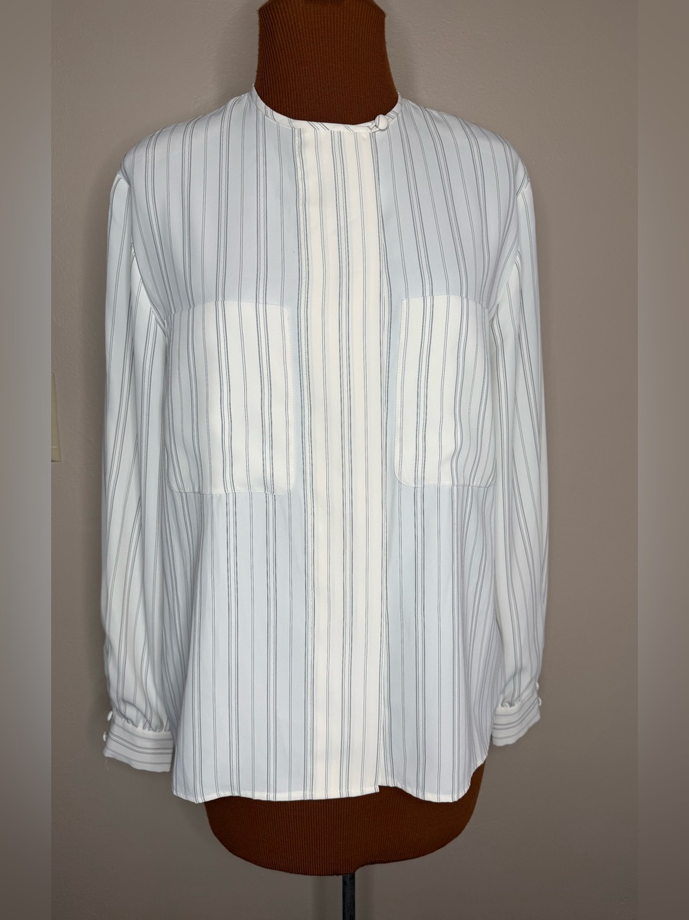 Evan Picone Striped Round Neck Button-Down Blouse Long Sleeve Size 6
